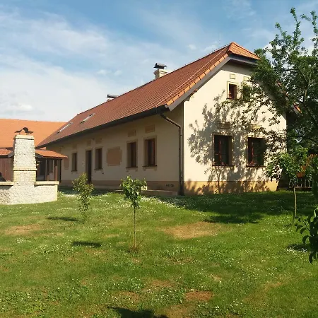 Apartment Laziste V Posazavi *